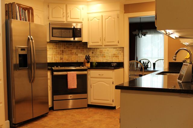 1782 Riverhaven Dr, Adams, TN 37010