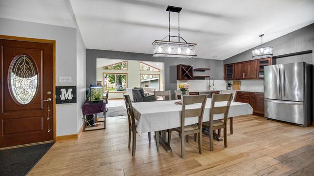 1252 Rigg Road, Valparaiso, IN 46383