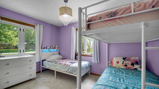 1252 Rigg Road, Valparaiso, IN 46383