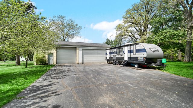 1252 Rigg Road, Valparaiso, IN 46383