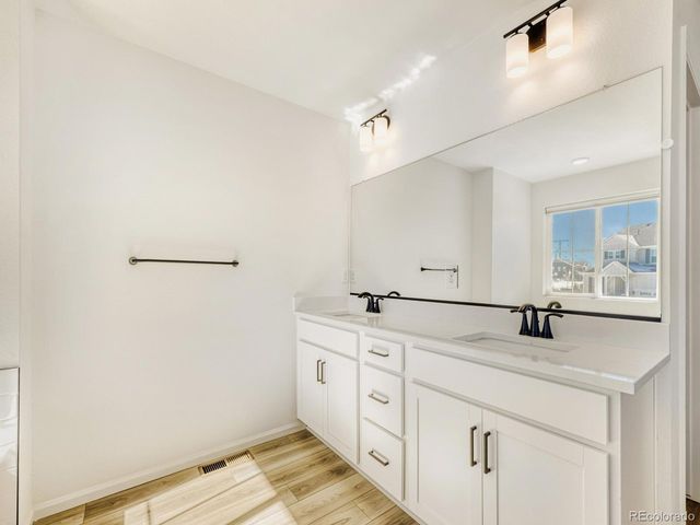 2039 Peachleaf Loop, Castle Rock, CO 80108