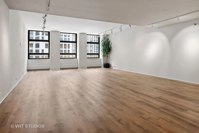 680 N Lake shore Drive 1512, Chicago, IL 60611