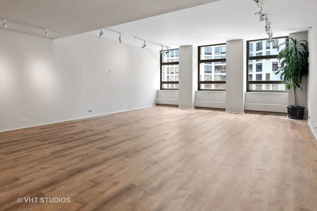 680 N Lake shore Drive 1512, Chicago, IL 60611