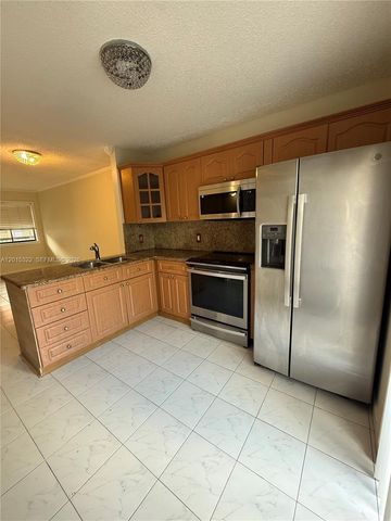 5490 W 21st Ct 308, Hialeah, FL 33016