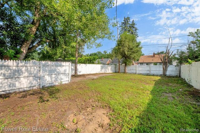 22482 W Mcnichols Road, Detroit, MI 48219