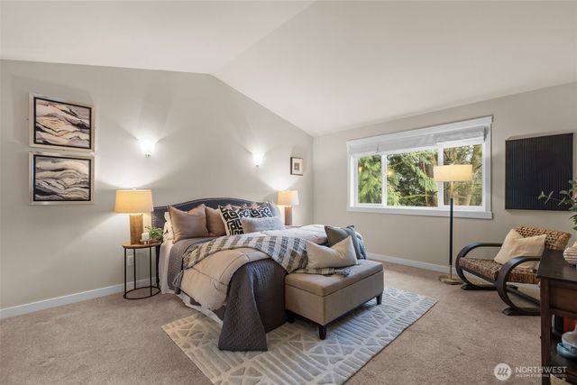 11739 Corliss Avenue N, Seattle, WA 98133