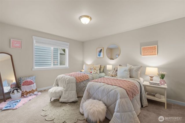 11739 Corliss Avenue N, Seattle, WA 98133