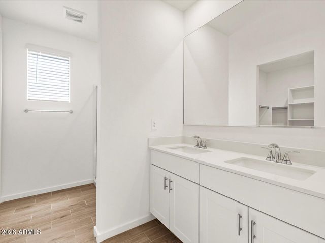 4216 W ERIK Lane, San Tan Valley, AZ 85144