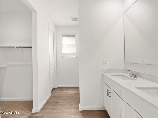 4216 W ERIK Lane, San Tan Valley, AZ 85144