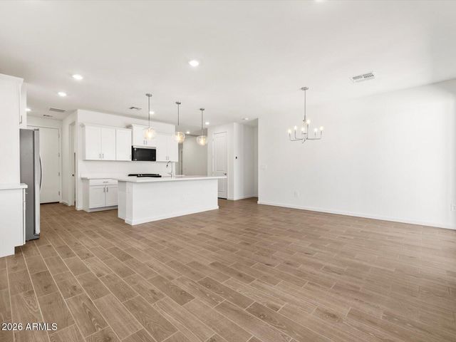 4216 W ERIK Lane, San Tan Valley, AZ 85144