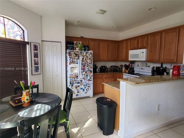 10360 NW 31st Ter 10360, Doral, FL 33172