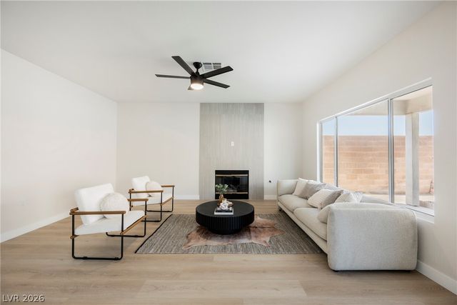 3329 Giliam Court, Las Vegas, NV 89129