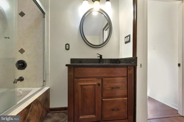 8808 PENSACOLA PL, Upper Marlboro, MD 20772