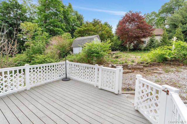15 Schuyler Road, Carmel, NY 10512