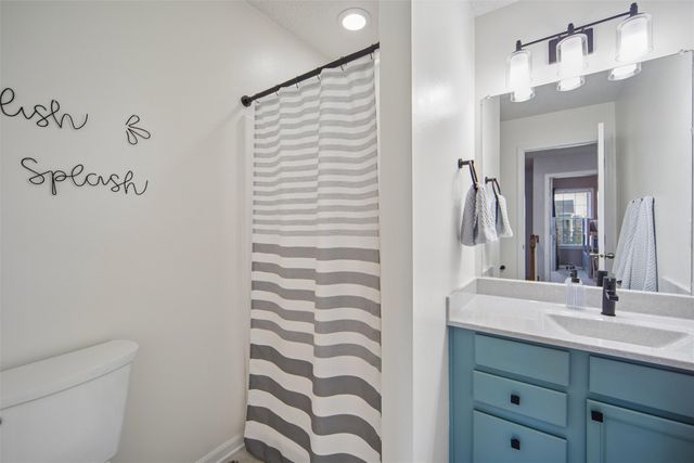 10313 Stonecrest Drive, Johnston, IA 50131