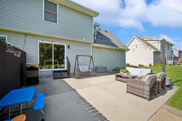 10313 Stonecrest Drive, Johnston, IA 50131