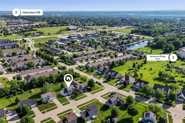 10313 Stonecrest Drive, Johnston, IA 50131