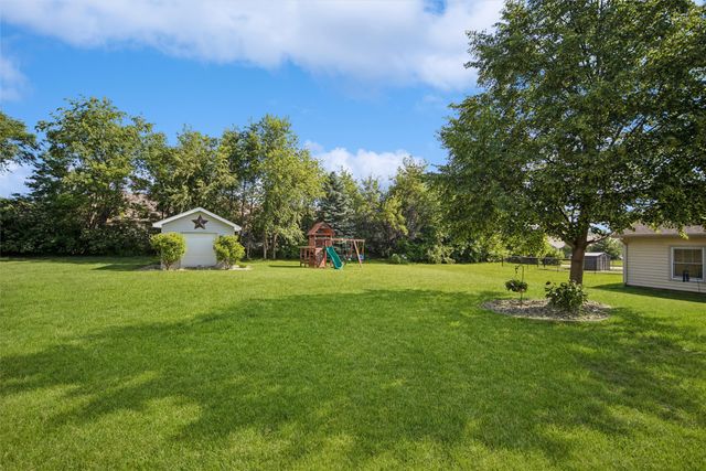 10313 Stonecrest Drive, Johnston, IA 50131
