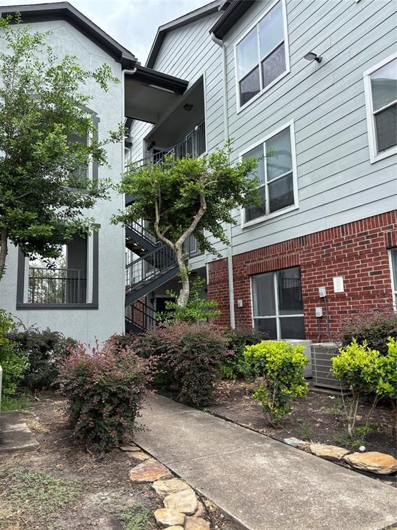 6289 Wilcrest Drive 5203, Houston, TX 77072