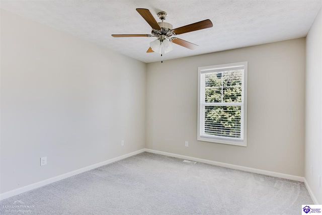 133 Sawgrass Avenue, Vine Grove, KY 40175