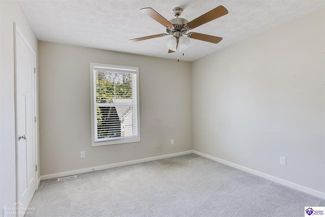 133 Sawgrass Avenue, Vine Grove, KY 40175