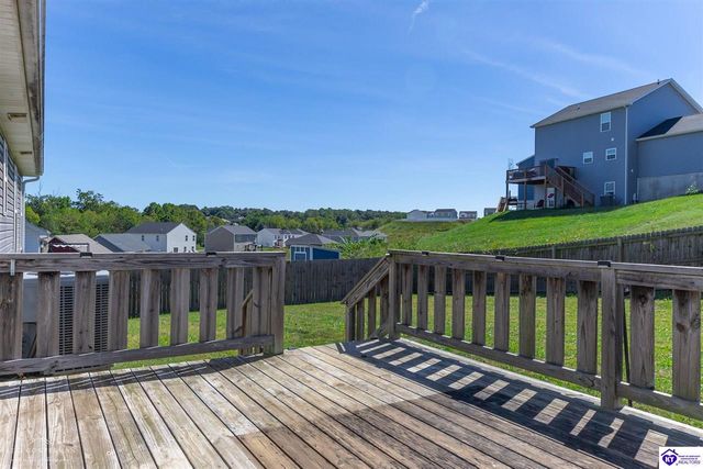 133 Sawgrass Avenue, Vine Grove, KY 40175