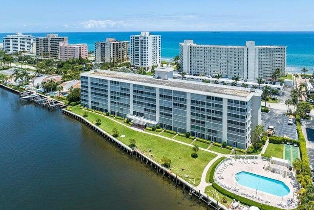 Image 3 of property listing at 3100 S Ocean Boulevard 5160, Highland Beach, FL 33487