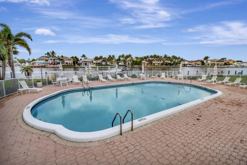 Image 32 of property listing at 3100 S Ocean Boulevard 5160, Highland Beach, FL 33487