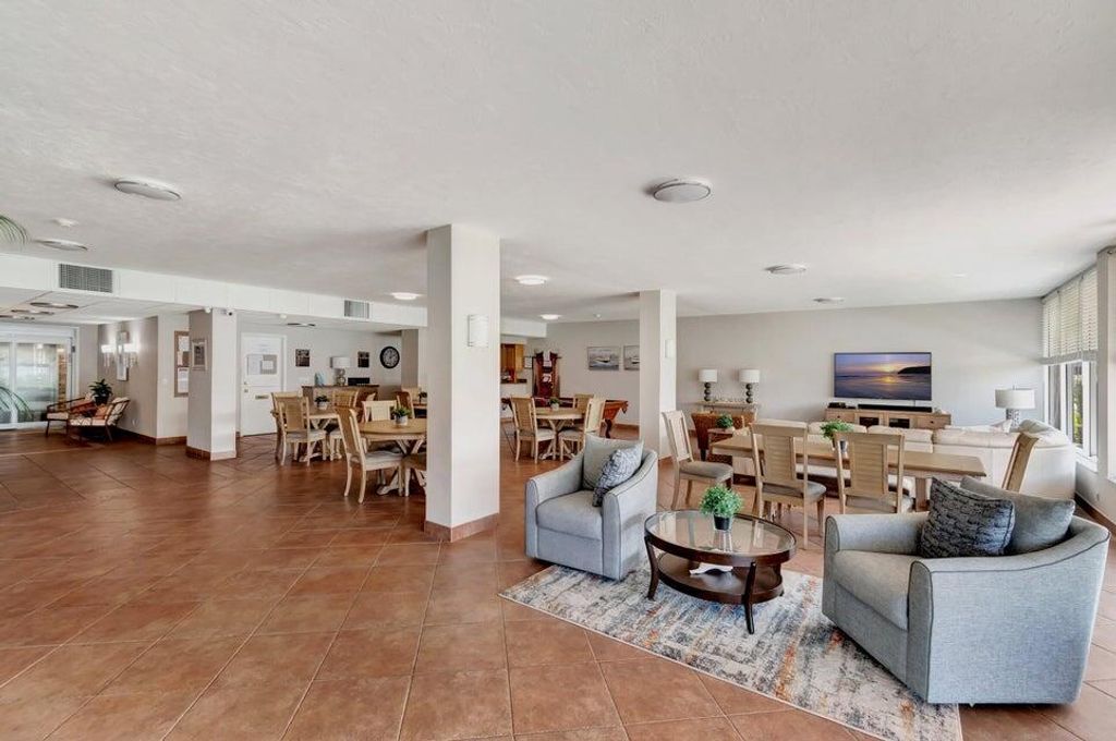 Image 39 of property listing at 3100 S Ocean Boulevard 5160, Highland Beach, FL 33487
