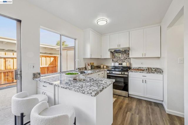34524 Somerset Ter, Fremont, CA 94555