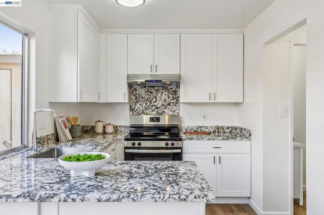 34524 Somerset Ter, Fremont, CA 94555