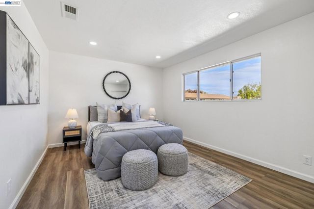34524 Somerset Ter, Fremont, CA 94555