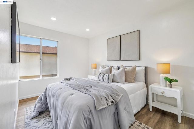 34524 Somerset Ter, Fremont, CA 94555