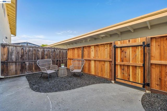 34524 Somerset Ter, Fremont, CA 94555