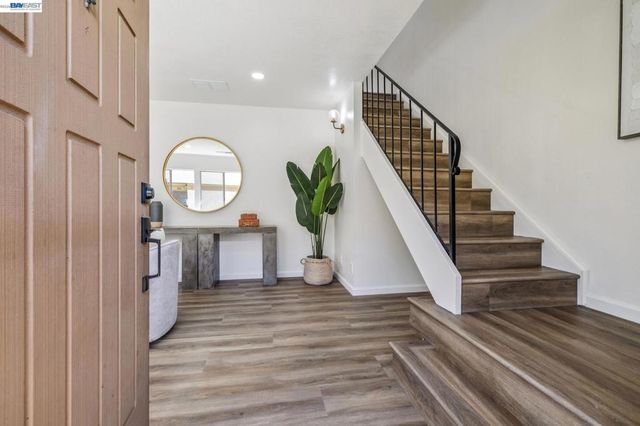 34524 Somerset Ter, Fremont, CA 94555