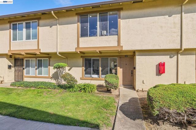 34524 Somerset Ter, Fremont, CA 94555