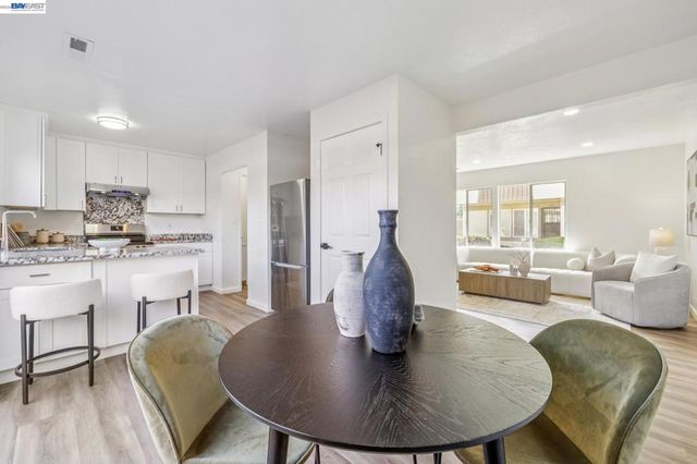 34524 Somerset Ter, Fremont, CA 94555