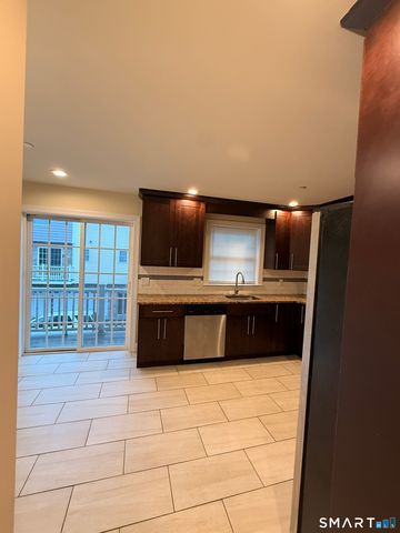 90 LUDLOW Street 2, Stamford, CT 06902
