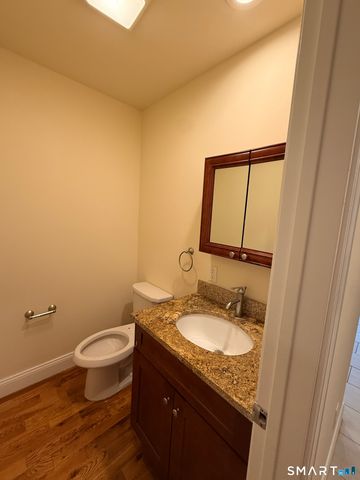 90 LUDLOW Street 2, Stamford, CT 06902