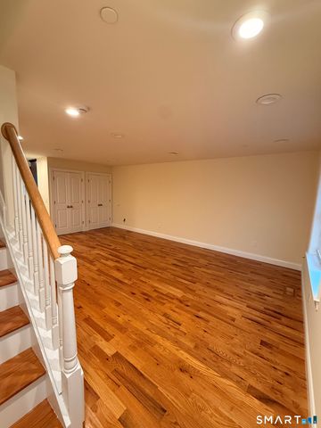 90 LUDLOW Street 2, Stamford, CT 06902