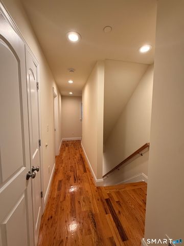 90 LUDLOW Street 2, Stamford, CT 06902