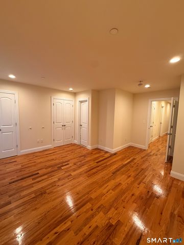 90 LUDLOW Street 2, Stamford, CT 06902