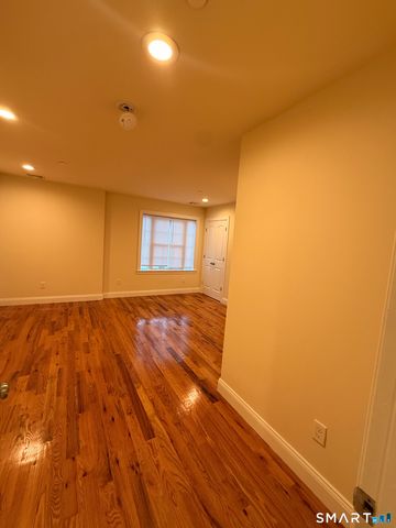 90 LUDLOW Street 2, Stamford, CT 06902
