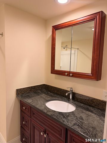 90 LUDLOW Street 2, Stamford, CT 06902