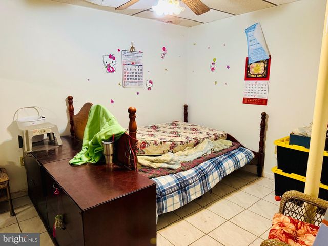 25 W MADISON ST, Mohnton, PA 19540