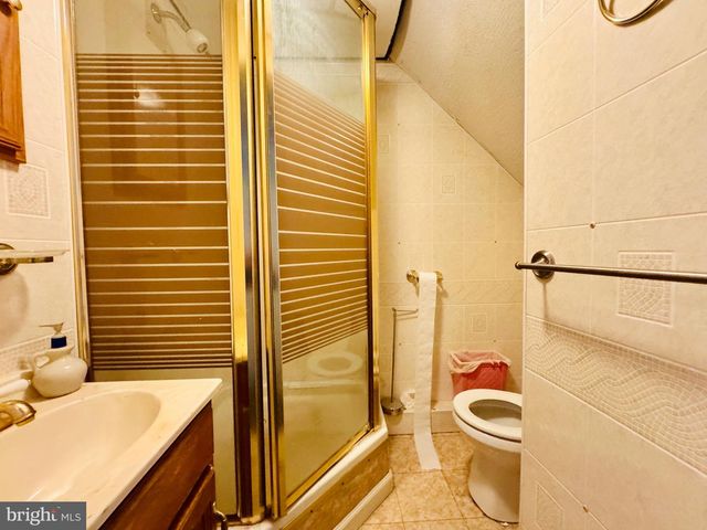 25 W MADISON ST, Mohnton, PA 19540