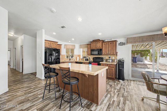 2208 W BASELINE Avenue 86, Apache Junction, AZ 85120