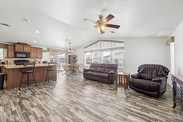 2208 W BASELINE Avenue 86, Apache Junction, AZ 85120