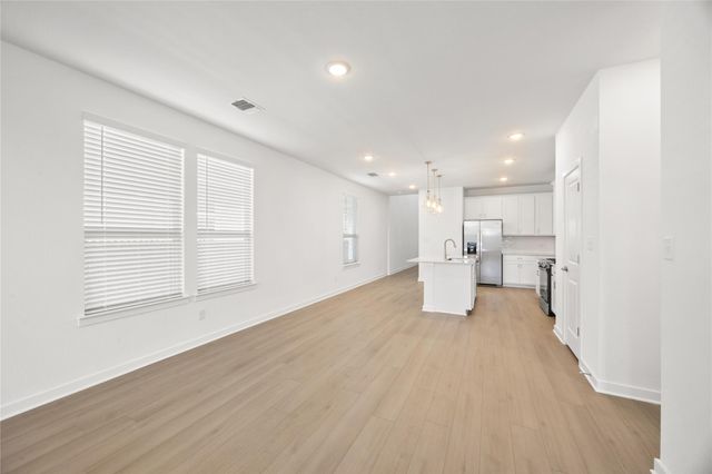 224 Groveland DR, Liberty Hill, TX 78642