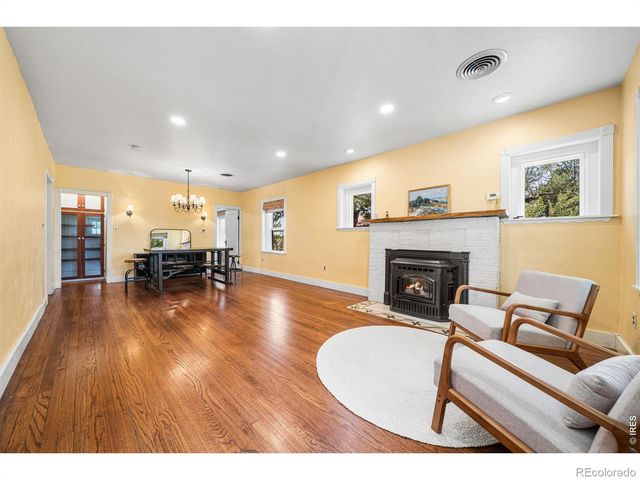439 42nd Street SW, Loveland, CO 80537